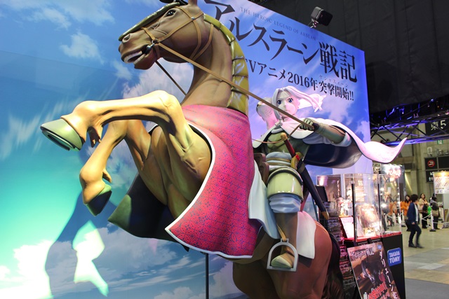 『スタミュ』や『アルスラーン戦記』の巨大展示物に注目！　アニメジャパン2016のNBCユニバーサルブースは発表ごとも盛りだくさん！-2