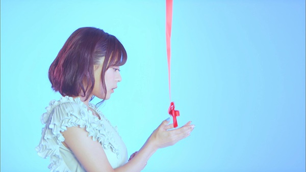 “リボン”を届ける物語に注目！　水瀬いのりさん2ndシングル「harmony ribbon」のミュージックビデオが遂に公開！-3