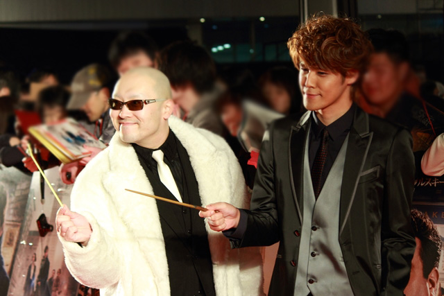 宮野真守さん、間宮康弘さん、映画『ファンタスティック・ビースト』ジャパンプレミアでレッドカーペットを歩く！