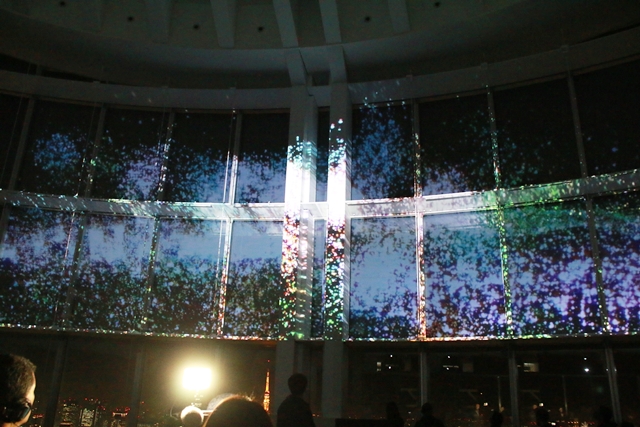 『君の名は。』立花瀧と奥寺ミキがデートした六本木ヒルズで映画と現実がシンクロする――『HUAWEI presents 星空のイルミネーション』フォトレポートの画像-5