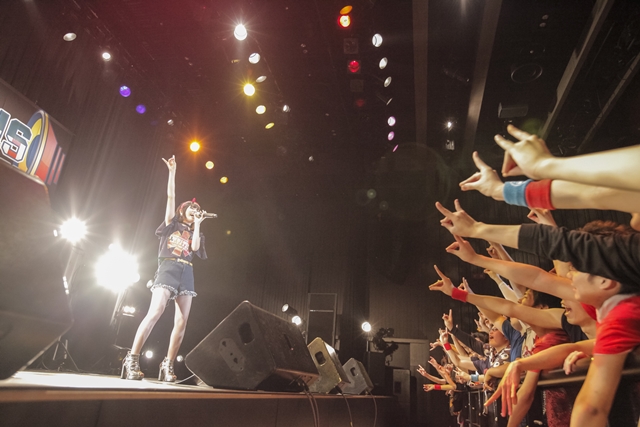『この素晴らしい世界に祝福を！2』OPをフルサイズで初披露！　「Machico Live Tour 2016 AMBITIOUS」の公式レポートが到着-9