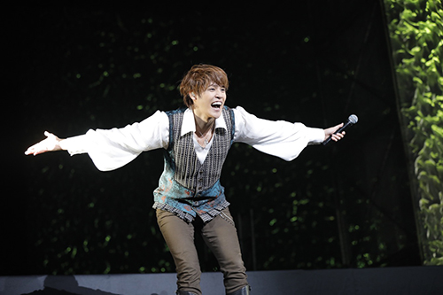 宮野真守さんが横浜アリーナ2DAYS公演を完了! ツアーファイナルには宮野サンタも登場!?-5