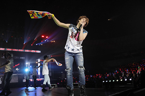 宮野真守さんが横浜アリーナ2DAYS公演を完了! ツアーファイナルには宮野サンタも登場!?-9