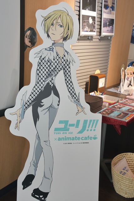 TVアニメ『ユーリ!!! on ICE』×アニメイトカフェで、そこかしこにいるデフォルメキャラクターたちを探してみよう！-6