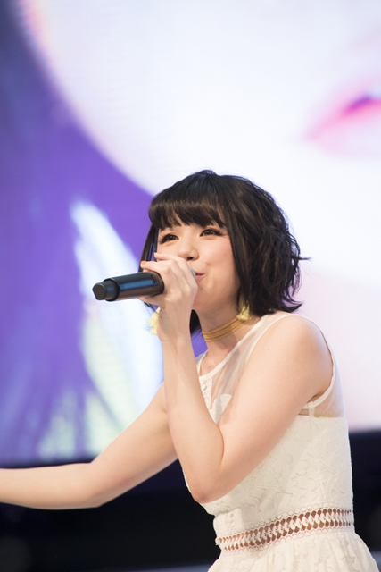 Machicoさんデビュー5周年！　メジャー1stアルバム「SOL」発売記念イベントで、太陽のような笑顔と歌声を披露