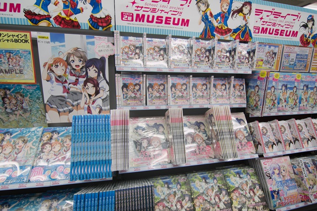 AKIHABARAゲーマーズ本店にて『ラブライブ！サンシャイン!!』TVアニメ2期ミュージアム開催中！　展示に物販に盛りだくさんの様子をフォトレポート-12