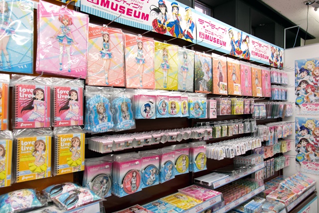 AKIHABARAゲーマーズ本店にて『ラブライブ！サンシャイン!!』TVアニメ2期ミュージアム開催中！　展示に物販に盛りだくさんの様子をフォトレポートの画像-13