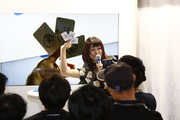ゲーム『賭ケグルイ』ステージで若井友希さんと伊瀬茉莉也さんが投票じゃんけんで熱い駆け引きを繰り広げる！【TGS2017】