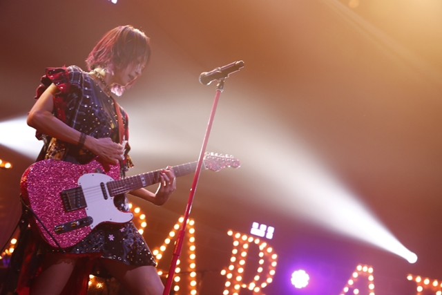 LiSAさんが歌う『Fate/Apocrypha』新OPテーマシングル「ASH」、11月29日発売決定！　ホールツアー初日公演でも熱唱の画像-3