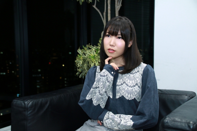 相坂優歌さんインタビュー｜『ネト充のススメ』エンディングテーマ「ひかり、ひかり」は、ポジティブもネガティブも込めた“今の気持ち”-2