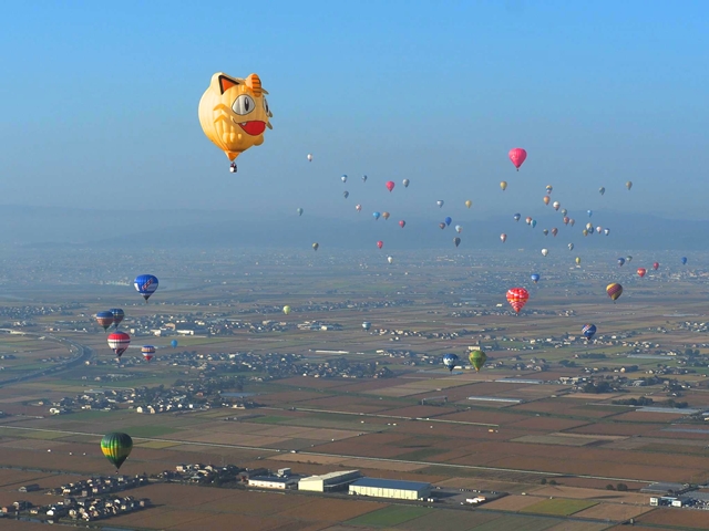『ポケットモンスター』ニャース気球、ついに佐賀の大空に出現！　ニャースが佐賀を訪問したSP動画も大公開の画像-2