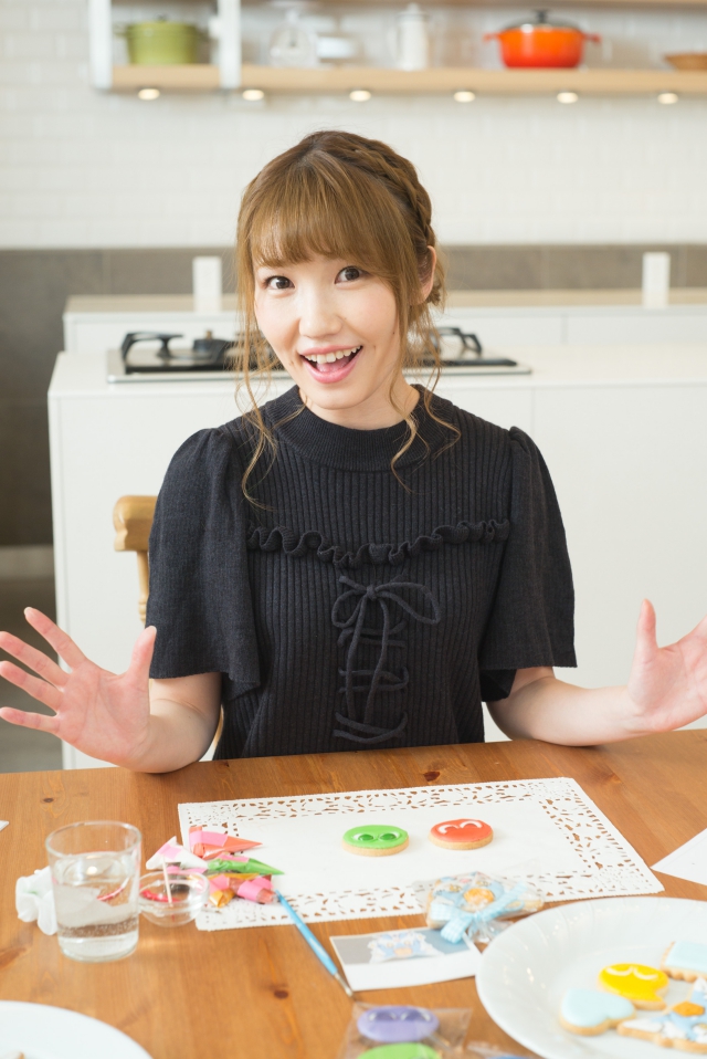 インスタ映えバッチリ！ 内田彩さんがセガゲームス・キャラクターのアイシングクッキー作りにチャレンジ！