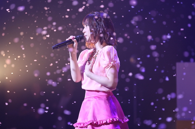 内田真礼さん、年末SPイベントで新曲「aventure bleu」MVを初公開! オフィシャルファンクラブ開設も発表-2