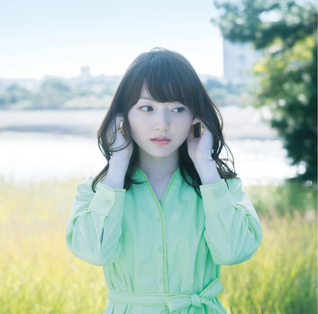花澤香菜さん、ニューシングル「春に愛されるひとに　わたしはなりたい」よりMV解禁！　一足先に春が来たような気持ちにさせる仕上がり-3