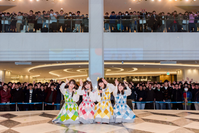 STARTails☆の4人がTVアニメ『スロウスタート』主題歌CDリリースイベントで「ne! ne! ne!」を含む3曲を披露！-10