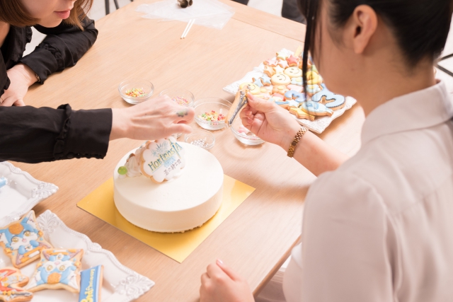 『オルタンシア・サーガ -蒼の騎士団-』の3周年を記念して、大坪由佳さんが愛情たっぷりのオリジナルデコレーションケーキでお祝い！-10
