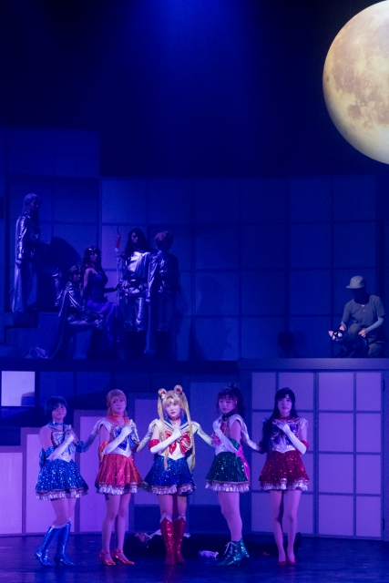 乃木坂46メンバーがセーラー戦士にメイクアップ！　乃木坂46版ミュージカル「美少女戦士セーラームーン」 本日開幕！