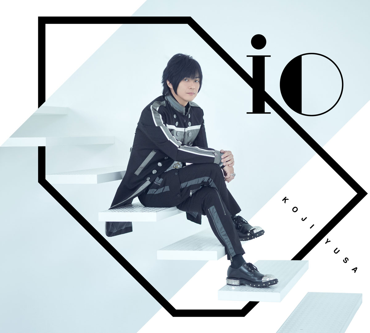 2018年9月19日に発売の遊佐浩二さんの50th Anniversary CD「io」のジャケット写真が公開！