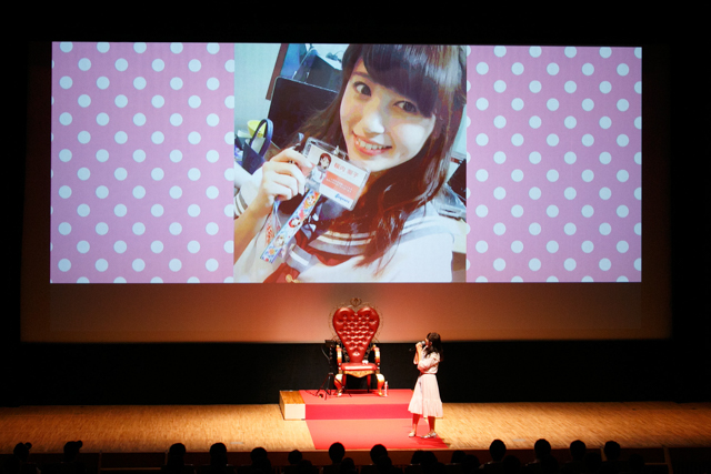 逢田梨香子さんの誕生日を祝うために1300人のファンが駆けつけた『まるごとりかこ』バースデーイベントレポートの画像-13