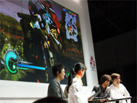 【TGS2008】「ガンダム・ファイト　スペシャルステージ」に古谷徹さんが参戦！ゲームショウが戦場だ！　『機動戦士ガンダム　ガンダムVS.ガンダム』『ガンダム無双2』の実戦プレイを披露！-2