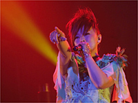 I've10周年記念『I'VE in Budokan 2009 ～Departed to the future～』が開催！豪華ゲストに加え、衝撃の“映画化”発表まで息つく暇のない怒涛の展開に大興奮-3