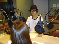 「声優アニメイト+hm3」で好評配信中の「チャンネル81」。8月配信分は『バス走る。』スペシャル放送！　パーソナリティを務める櫻井孝宏さん＆阿澄佳奈さんにインタビュー!!-2